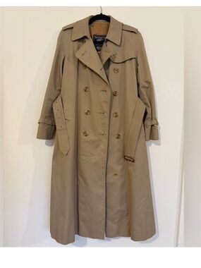 Burberry Classic Beige Trench Coat Lined with Wool